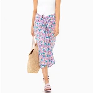 NWT Nefeli Floral Pareo